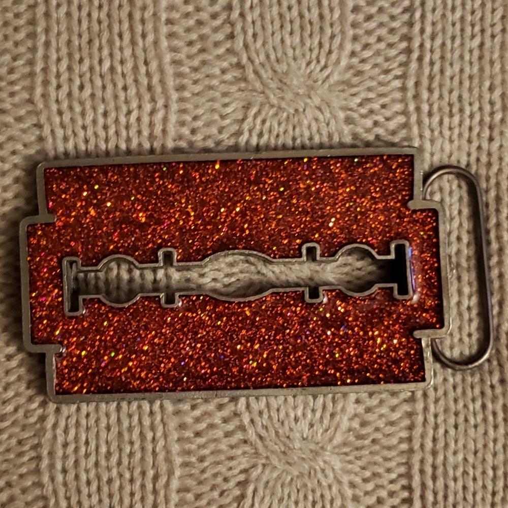 Red glitter razorblade belt buckle